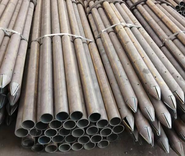 新巴尔虎左管棚管